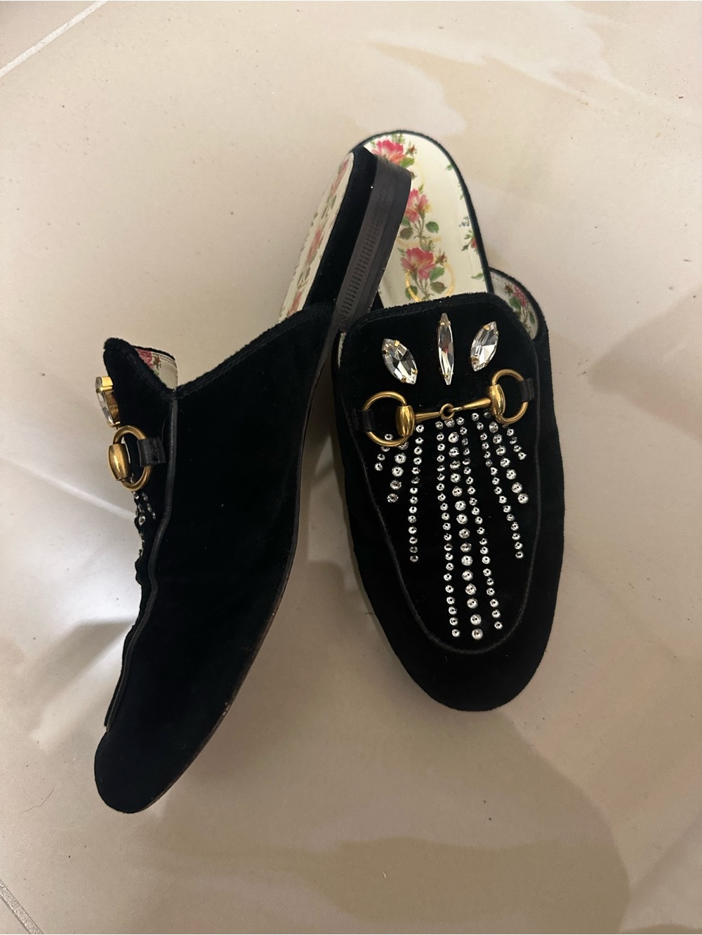 Gucci Black Velvet Crystal-Embellished Horsebit Mules - Picture 4 of 5
